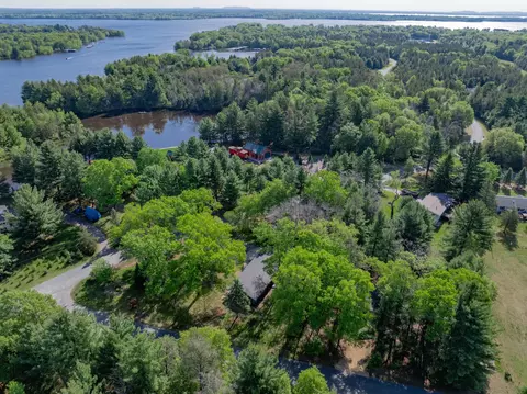 w5613 Cherokee Lane, New Lisbon, WI 53950