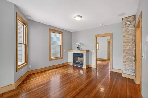 1023 Williamson St #1, Madison, WI 53703