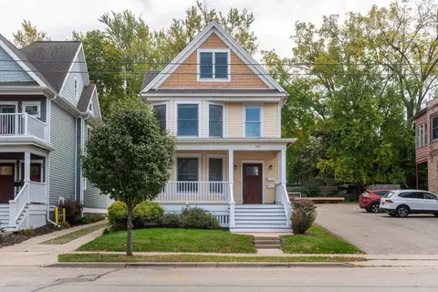 1023 Williamson St #1, Madison, WI 53703