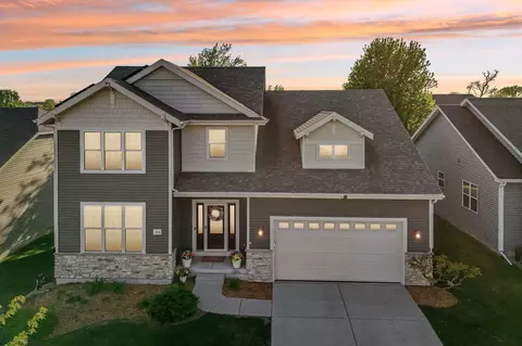 1310 Blazingstar Ln, Sun Prairie, WI 53590