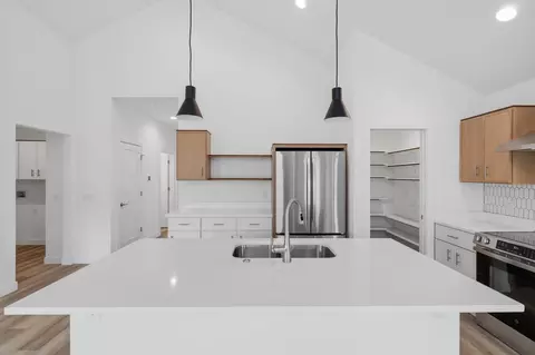 Kitchen - 118 Boneset Ave, Poynette, WI 53955 photo 2 of 5