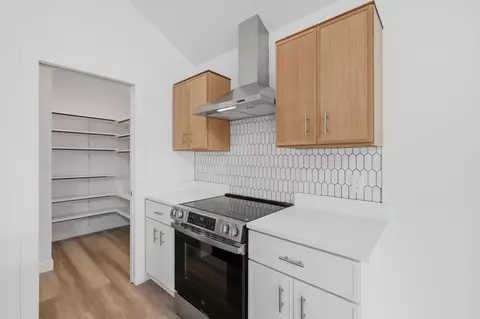 Kitchen - 118 Boneset Ave, Poynette, WI 53955 photo 5 of 6