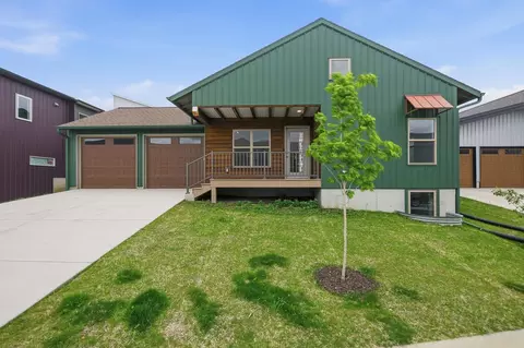 Exterior - 118 Boneset Ave, Poynette, WI 53955 photo 2 of 7