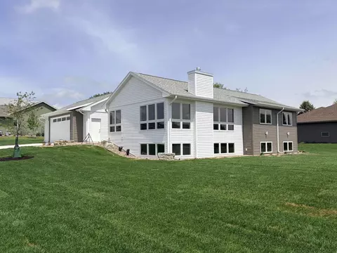 772 N Waveland Rd, Janesville, WI 53548