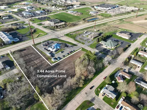 1114 N Johns St, Dodgeville, WI 53533
