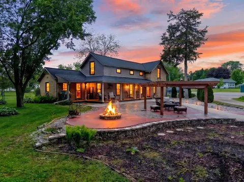 w11695 Jackson Street, Waterloo, WI 53594