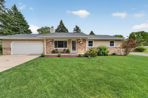 501 Johns St, Mount Horeb, WI 53572