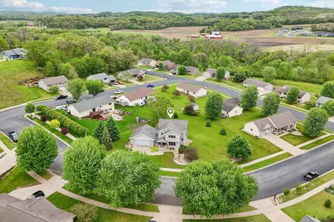 2436 Tanna Rain Cir, Reedsburg, WI 53959