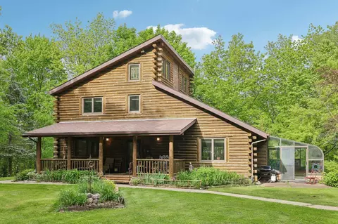 n6111 County Road West, Portage, WI 53901