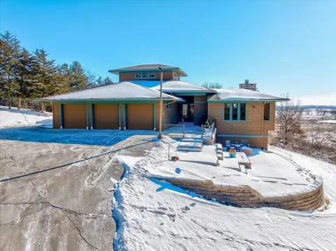 Exterior - n8081 Springer Road, Lake Mills, WI 53551 photo 15 of 25