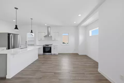 Living - 120 Boneset Ave, Poynette, WI 53955 photo 8 of 11