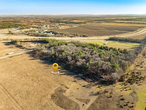 s2395 Giebel Court, Baraboo, WI 53913