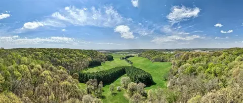 22880 Fancy Creek Ln, Richland Center, WI 53581