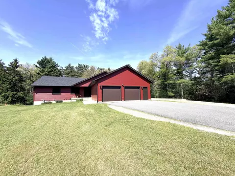 18068 Fireworks Ave, Tomah, WI 54660