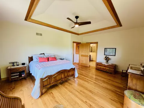 Bedroom - n2248 Asmus Road, Monroe, WI 53566 photo 4 of 18