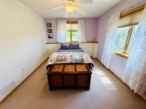 Bedroom - n2248 Asmus Road, Monroe, WI 53566 photo 10 of 18