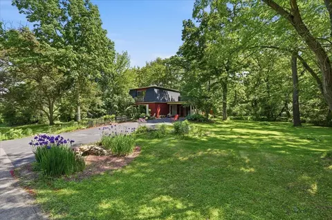 7062 Craig Ln, Sun Prairie, WI 53590