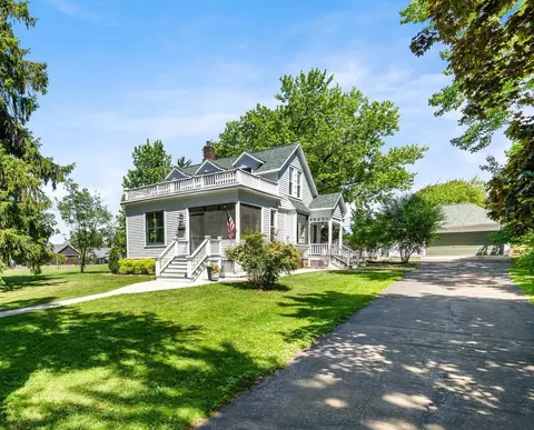 911 Watson St, Ripon, WI 54971