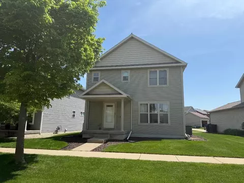3805 Stonebridge Dr, Madison, WI 53719