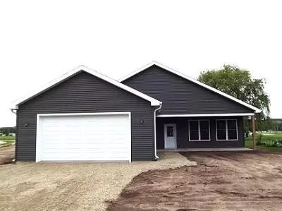 549 Tamarack Rd, Spring Green, WI 53588