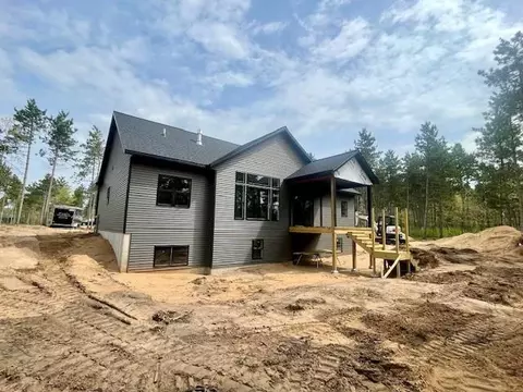 305 Timberline Ct, Nekoosa, WI 54457