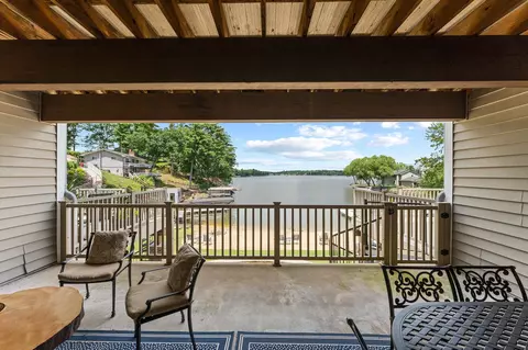 715 Canyon Rd #4, Wisconsin Dells, WI 53965