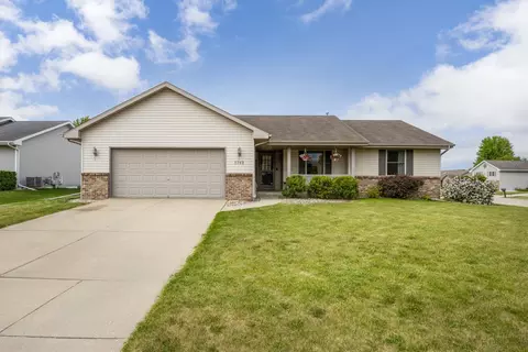 3762 Canvasback Dr, Janesville, WI 53546