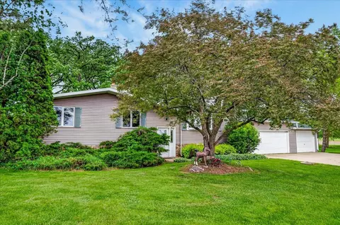 4338 S Schuman Rd, Orfordville, WI 53576