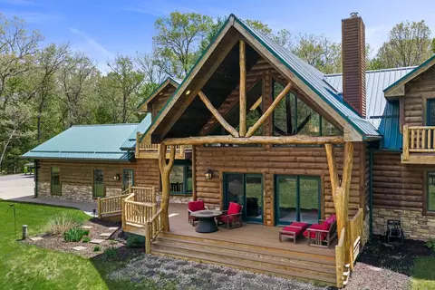 s2025 Park Lane, Reedsburg, WI 53959