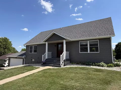 613 Windlach St, New Glarus, WI 53574