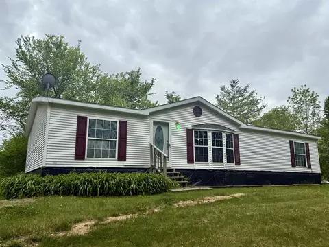 18571 Hilltop Rd, Sparta, WI 54656