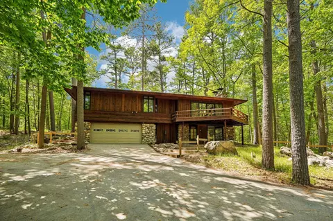 329 Timberlake Rd, Wilson, WI 53081
