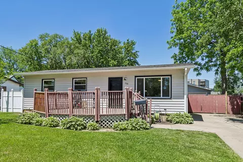 1930 Shelley Ln, Madison, WI 53704