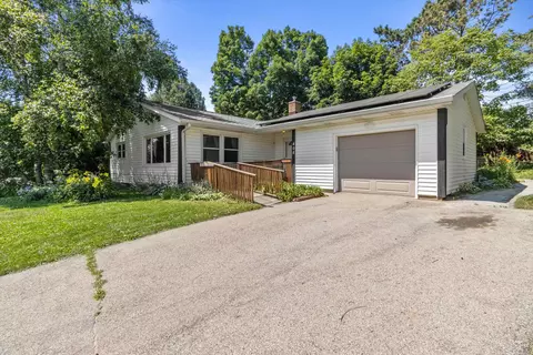 408 Sethne Ct, Monona, WI 53716
