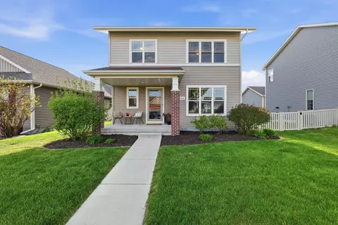 1446 Thoreau Dr, Sun Prairie, WI 53590