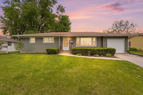 2009 Portage Rd, Madison, WI 53704