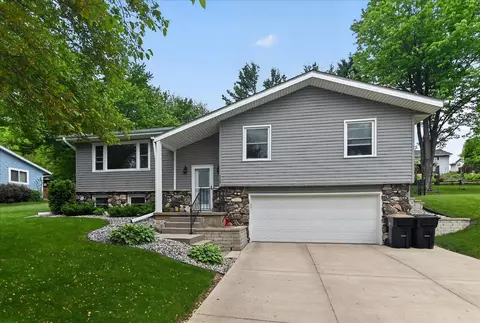 520 Acker Pkwy, Deforest, WI 53532