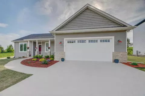 3705 Tanglewood Pl, Janesville, WI 53546