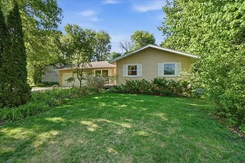 5101 Retana Dr, Madison, WI 53714