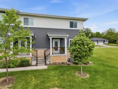 5509 Prairie Place Dr, Mcfarland, WI 53558