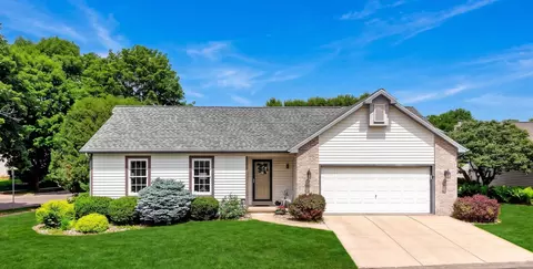 3033 Artesian Ln, Madison, WI 53713