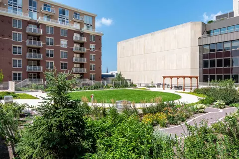 360 W Washington Ave #712, Madison, WI 53703