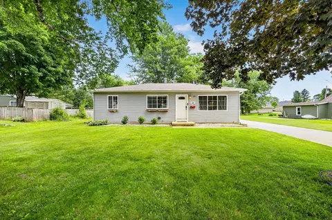 626 N Main St, Columbus, WI 53925