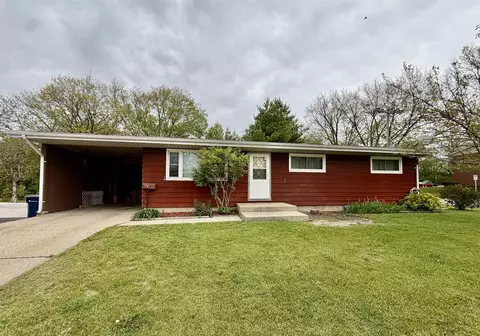 265 E Memorial Dr, Janesville, WI 53545