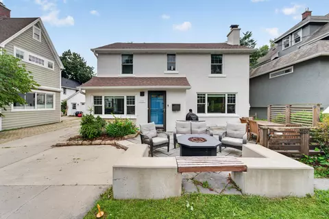 13 Virginia Ter, Madison, WI 53726