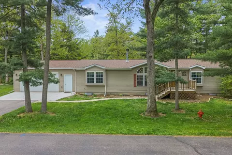 148 Cliffside Dr, Wisconsin Dells, WI 53965