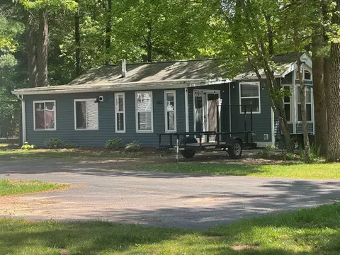 106 Willow Ct #5, Wisconsin Dells, WI 53965