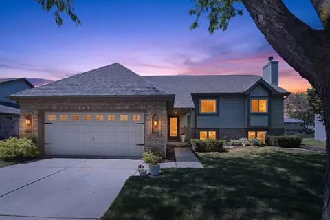 916 Katherine Dr, Sun Prairie, WI 53590