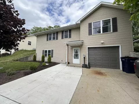 712 Williams St, Janesville, WI 53545