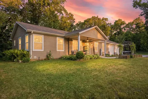s1919 White Tail Drive, Reedsburg, WI 53959